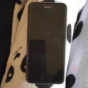 iPhone 6s (UNLOCKED) used